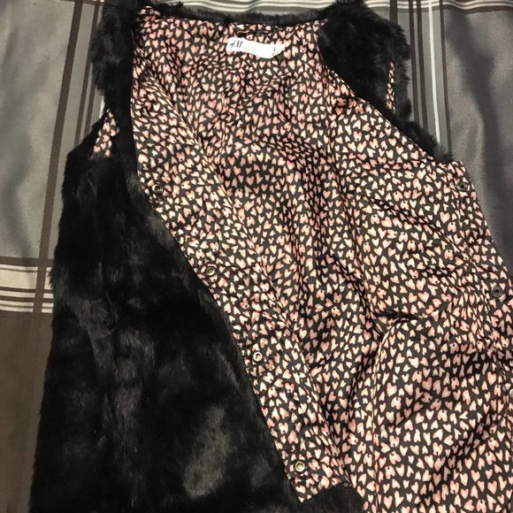 H & M Vest Faux Fur - Picture 3 of 3